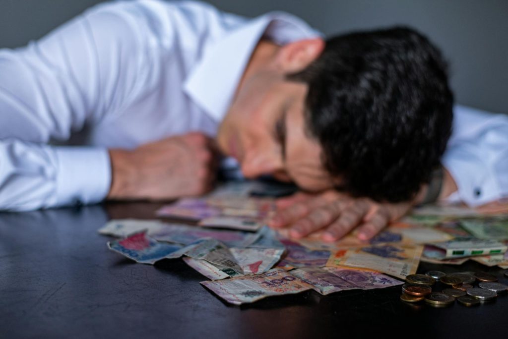 Os Principais Erros Financeiros e Como Evitá-los